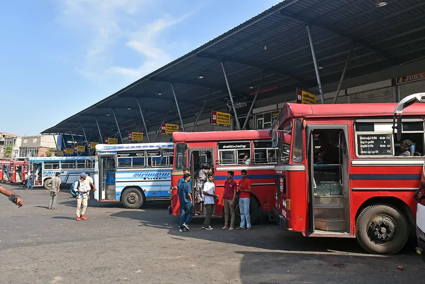ජූලි පළමු වැනිදා සිට බස් ගාස්තු ඉහළට